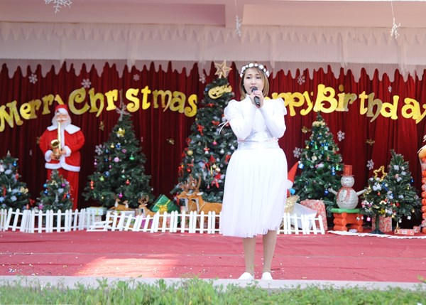 Vui Noel và mừng sinh nhật tháng 12 (2).jpg